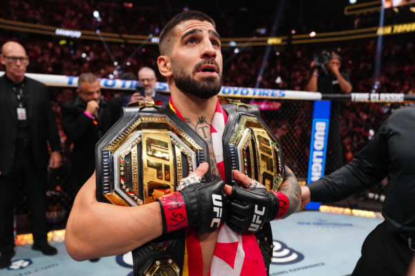 Махачева сбросили с вершины. В UFC наплевали на заслуги россиянина