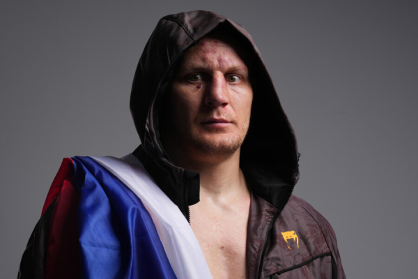 Скучнейшая победа россиянина в UFC. Так до титула не добраться