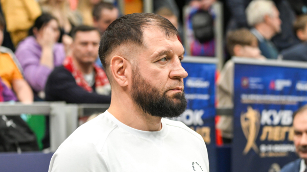 Александра Емельяненко выписали из больницы в Москве Александра Емельяненко выписали из больницы в Москве