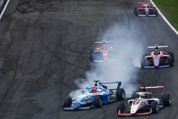 Женская серия F1 Academy: в чём проблемы первенства Женская серия F1 Academy: в чём проблемы первенства