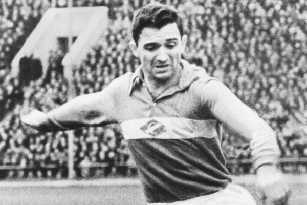 Герой нашего футбола: ушел из жизни легендарный Никита Симонян