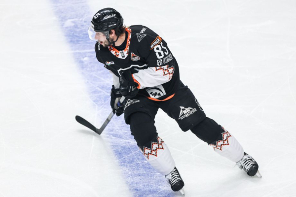 Всё главное о крупном обмене в КХЛ между московским Динамо и Трактором, Джиошвили на Дер-Аргучинцева